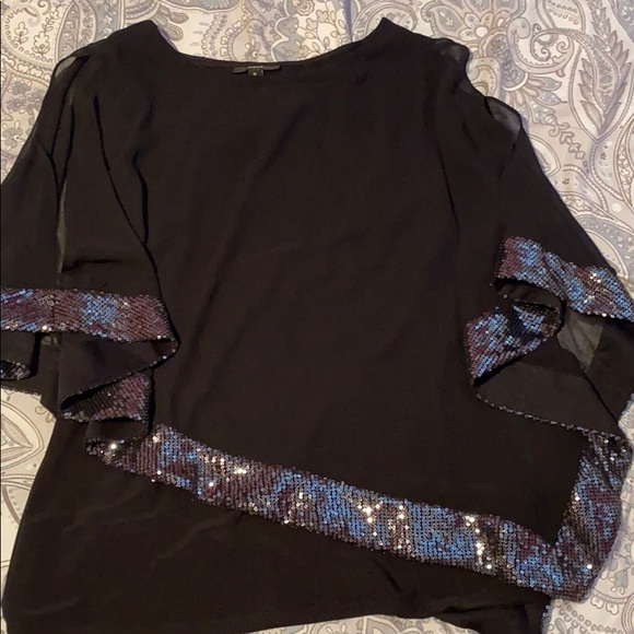 MSK Tops - 🖤Black Blouse🖤